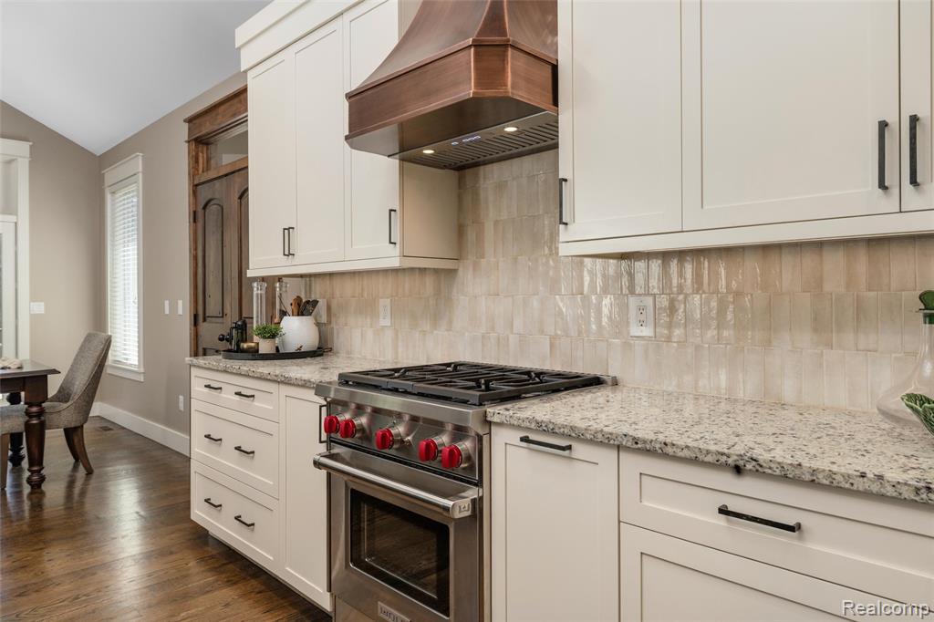 7252 Ardsley Lane, Clarkston, MI 48348 — Photo 21