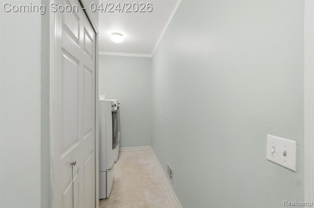 8750 Williamsport Drive, White Lake, MI — Photo 25
