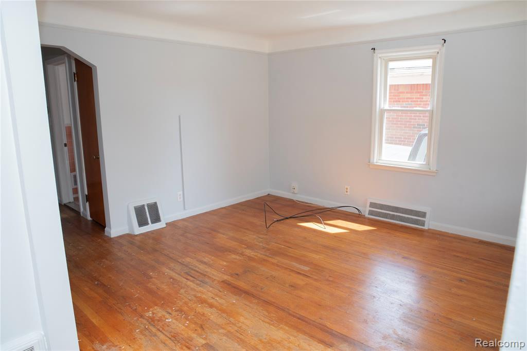 664 Moran Avenue, Lincoln Park, MI 48146 — Photo 8