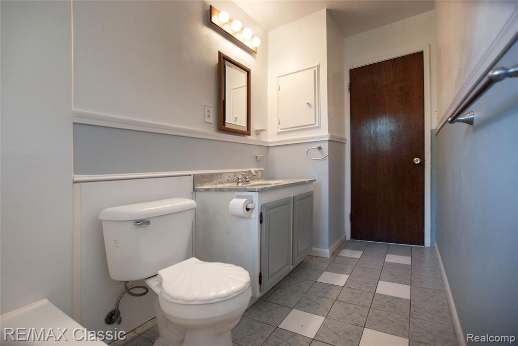 4836 Sundew Street, Commerce Twp, MI 48382 — Photo 24