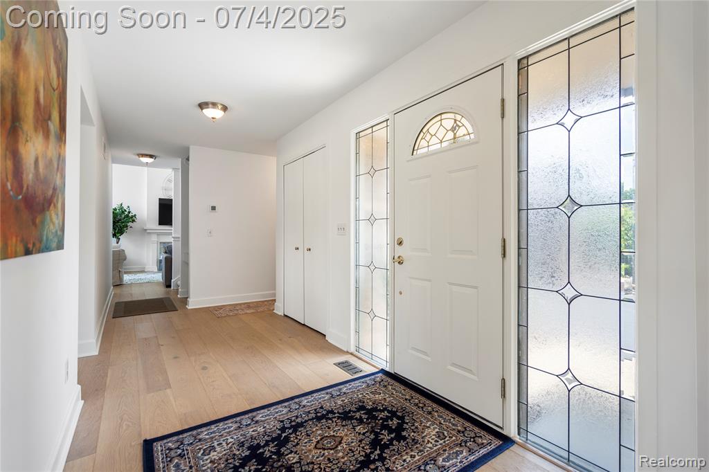 938 Brookwood Lane E, Rochester, MI 48309 — Photo 25