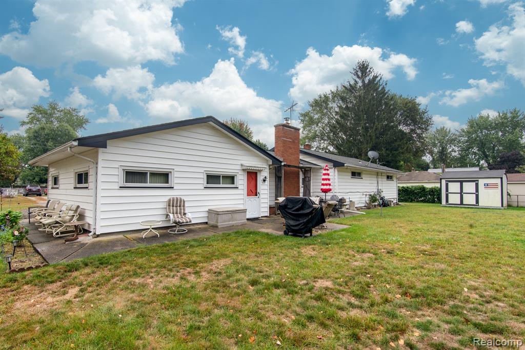 190 Rustic Circle, White Lake, MI — Photo 21