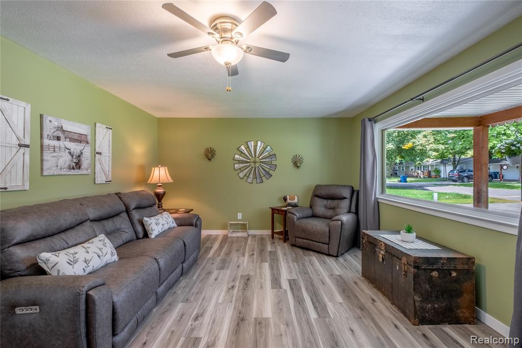 721 Richard Street, Vassar, MI 48768 — Photo 4