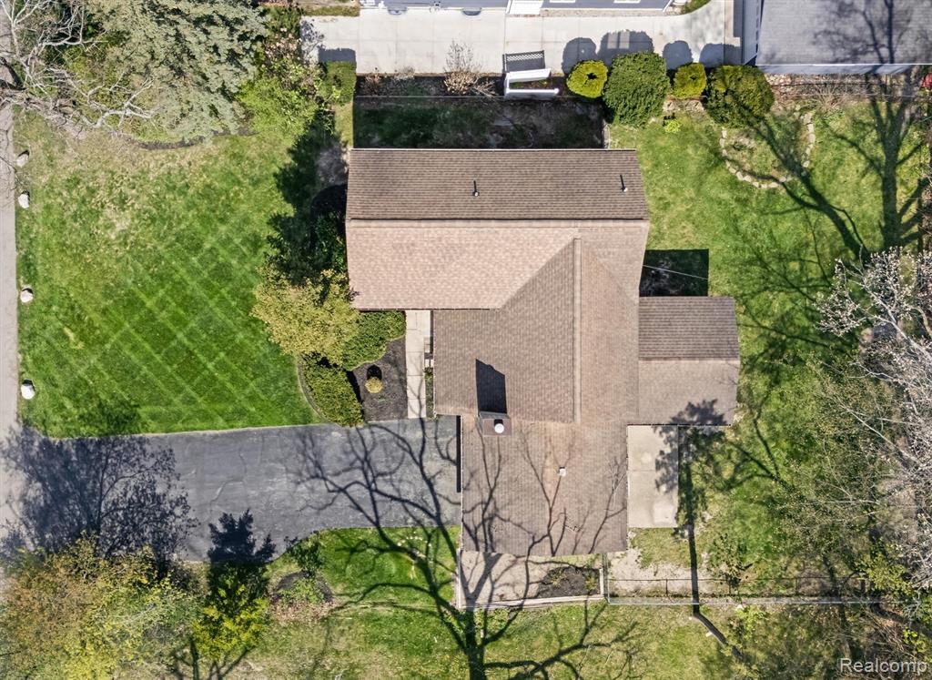 5461 Putnam Drive, West Bloomfield, MI 48323 — Photo 43