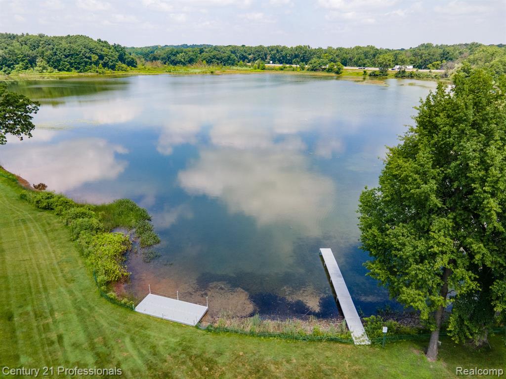 5959 ALAN, 56, Brighton, MI 48116 — Photo 28