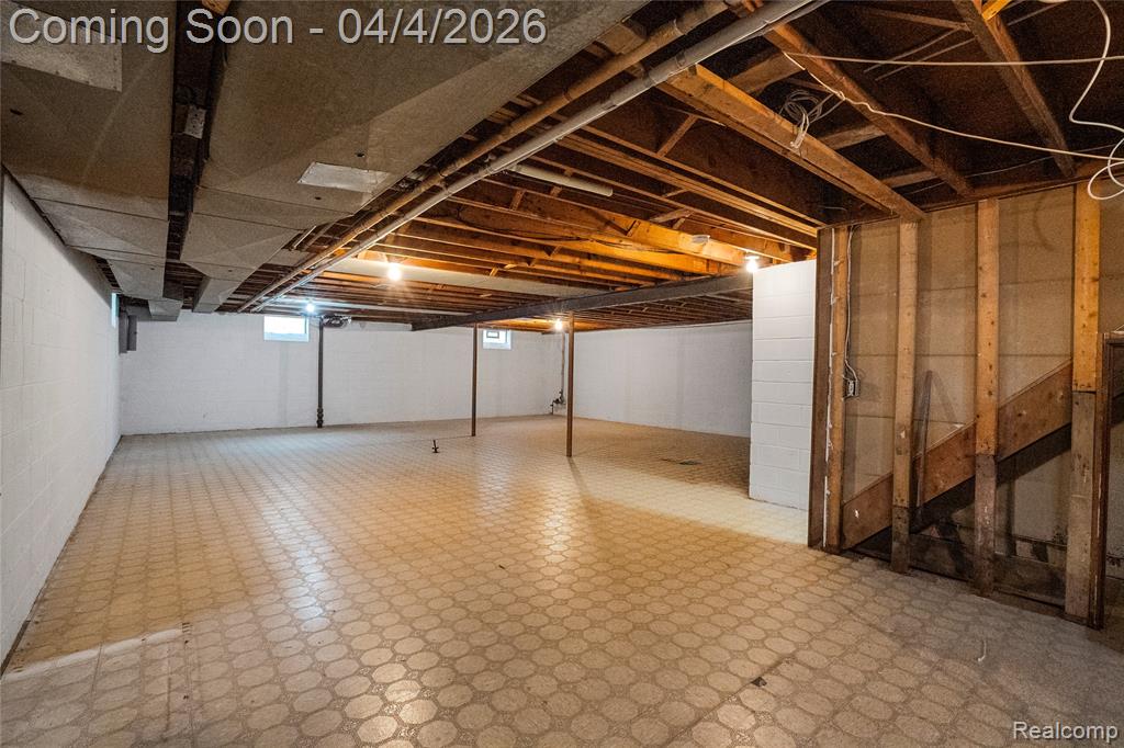 7117 N Evangeline Street, Dearborn Heights, MI 48127 — Photo 32