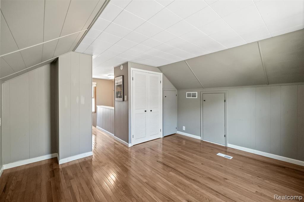 917 N Edison Avenue, Royal Oak, MI 48067 — Photo 31