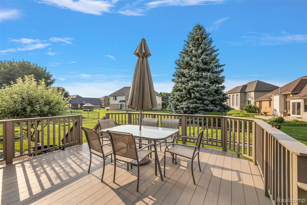 4871 Bayleaf Drive, Sterling Heights, MI 48314 — Photo 4