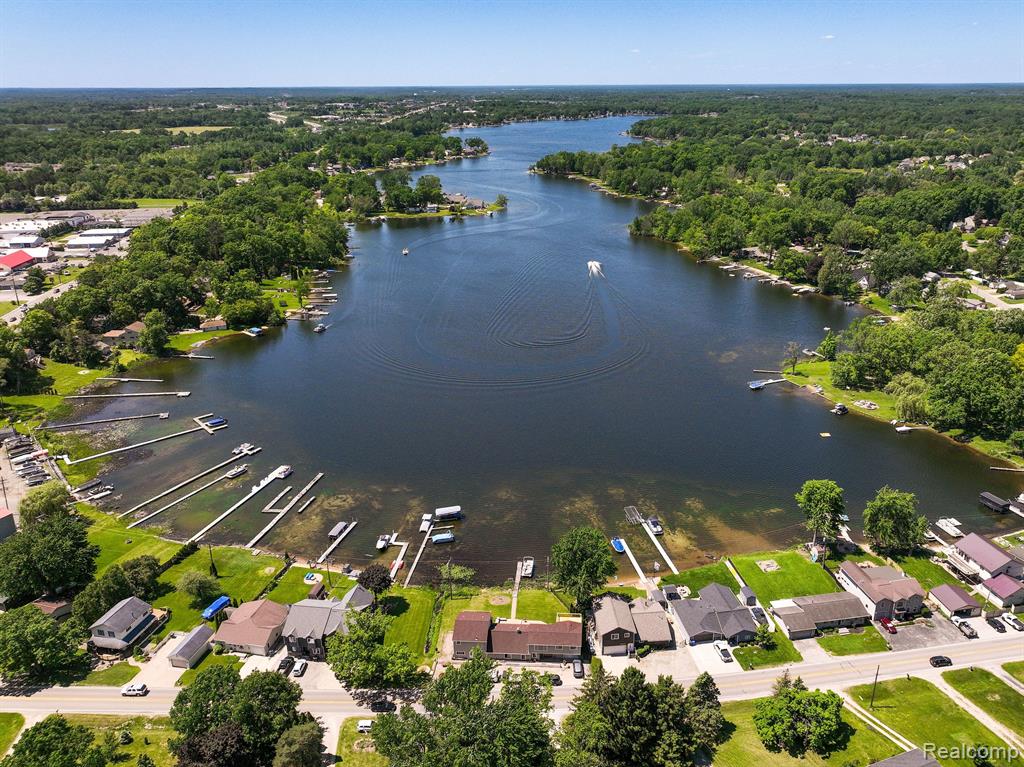 1794 S HUGHES Road, Brighton, MI 48114 — Photo 9
