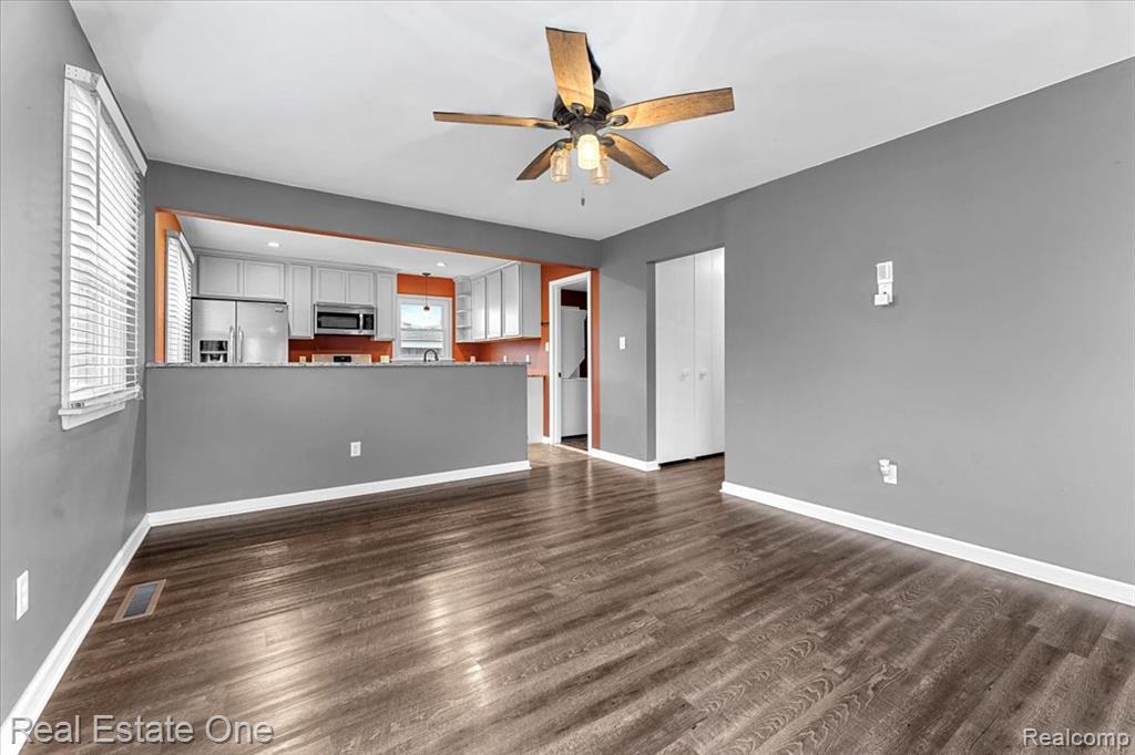 18216 Wendy Court, Riverview, MI 48193 — Photo 6