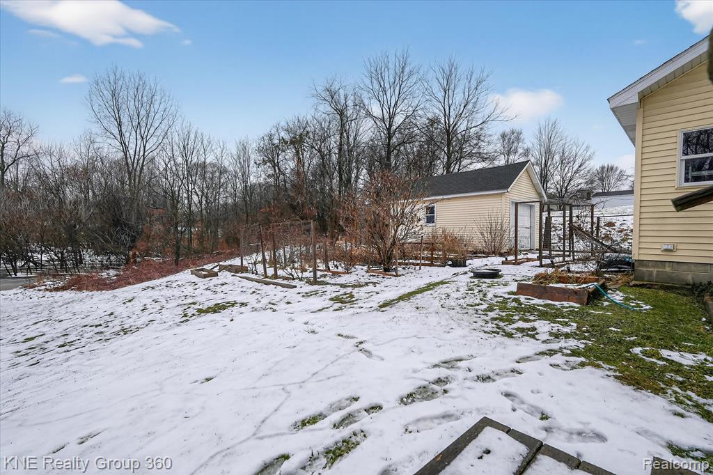 407 Center Street, Clio, MI 48420 — Photo 38