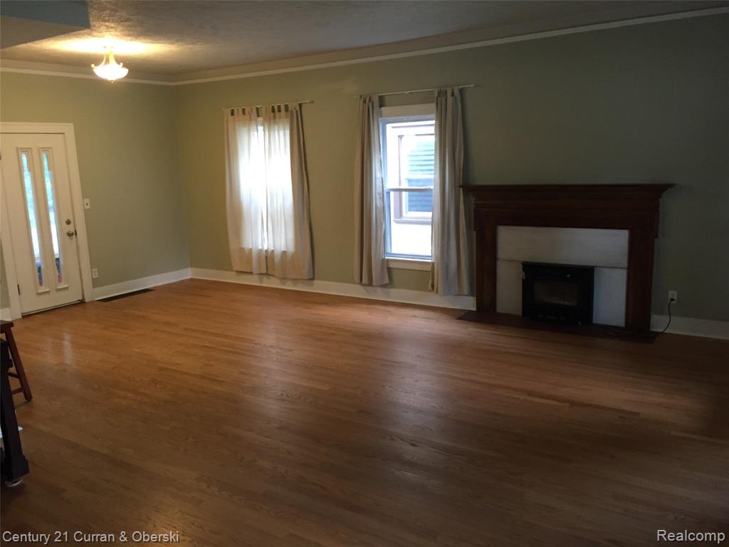 920 N Capitol Avenue, Lansing, MI 48906 — Photo 3