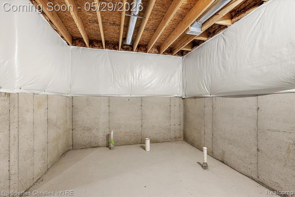 24428 Sheringham Drive, South Lyon, MI 48178 — Photo 52
