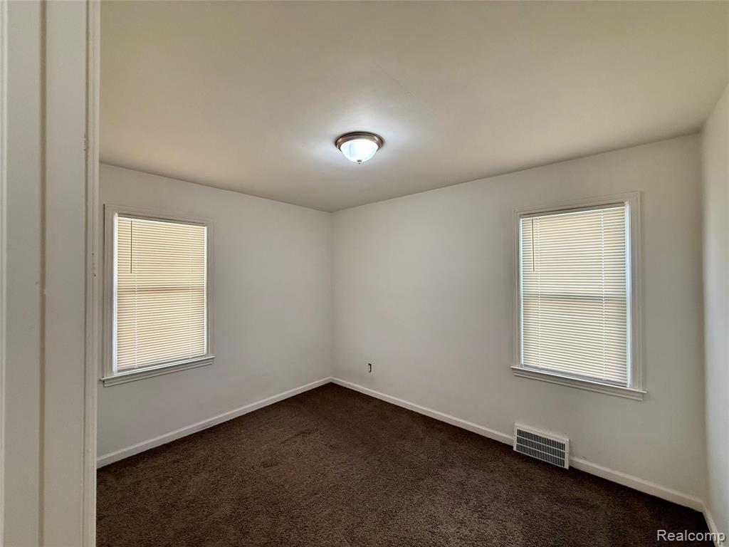 7313 Grandville Avenue, Detroit, MI 48228 — Photo 18