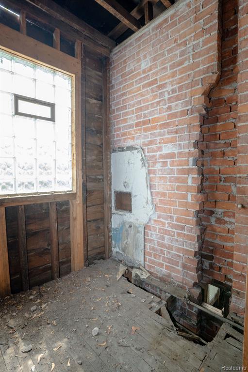 7246 Saint Paul Street, Detroit, MI 48214 — Photo 11