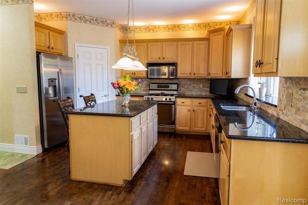 1408 Tulberry Circle, Rochester, MI 48306 — Photo 5