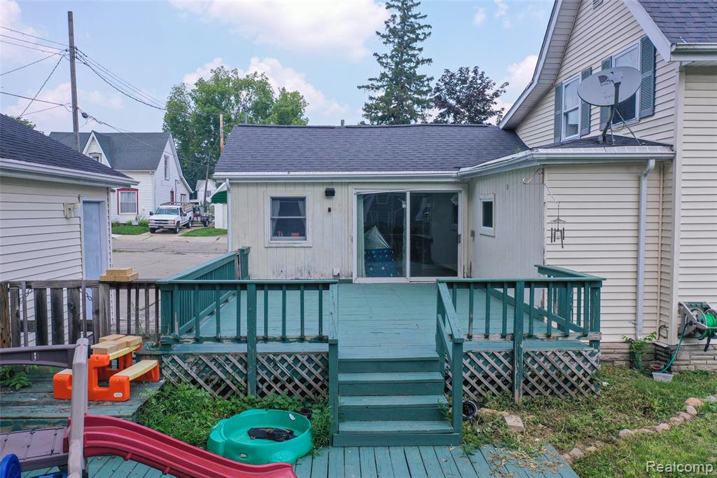 745 N Calhoun Street, Lapeer, MI 48446 — Photo 22