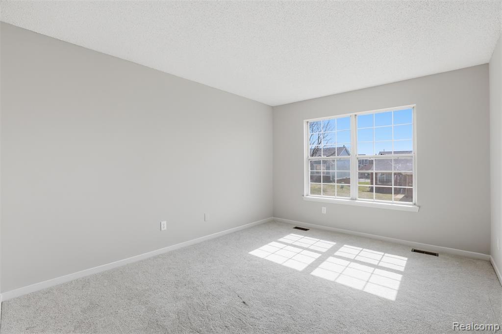 31192 Columbia Drive, Novi, MI, 48377