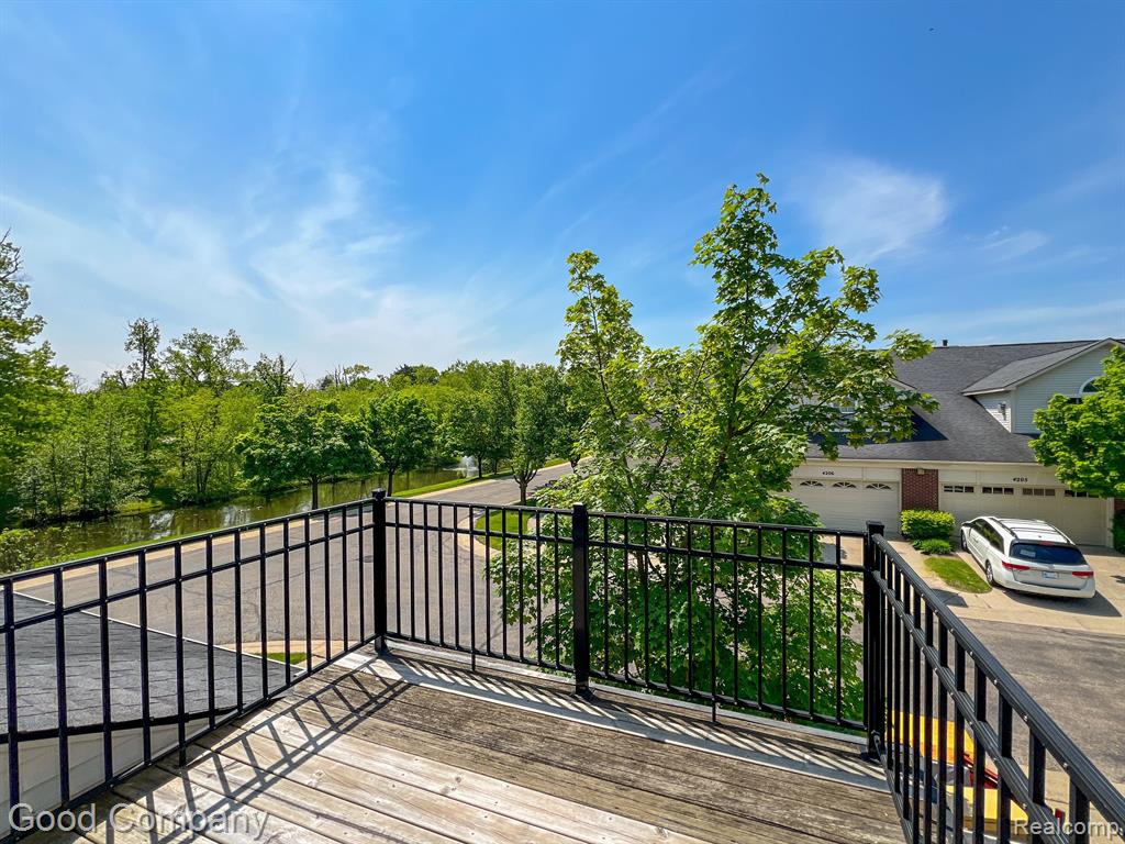 5201 Tamara Circle, Walled Lake, MI 48390 — Photo 21