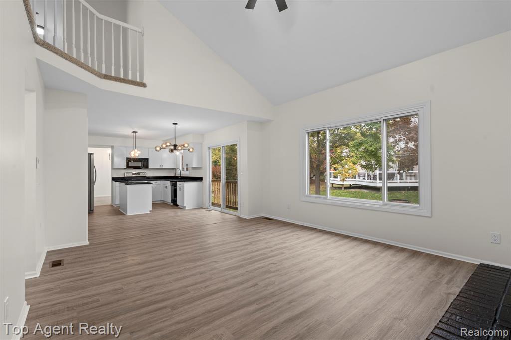 7012 Foxcreek Drive, Canton, MI 48187 — Photo 10
