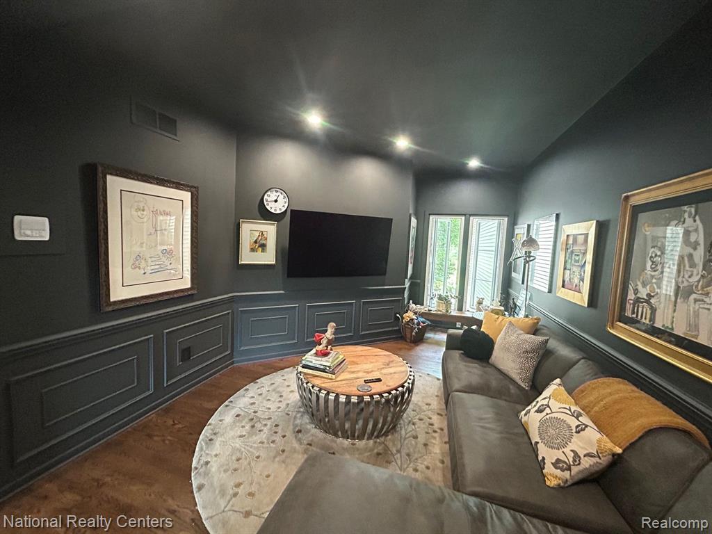 35573 CROSS CREEK N, Farmington Hills, MI 48331 — Photo 45