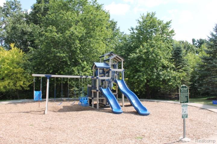 441 Otter Run Road, Holly, MI 48442 — Photo 34