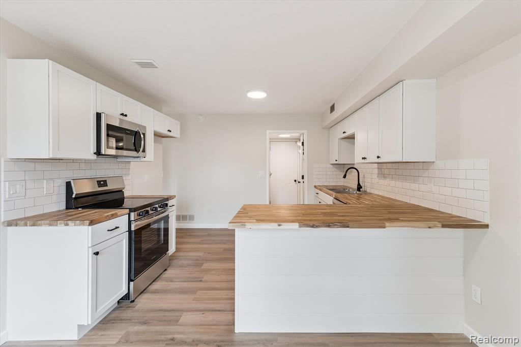 36550 Deerhurst S, Westland, MI — Photo 11