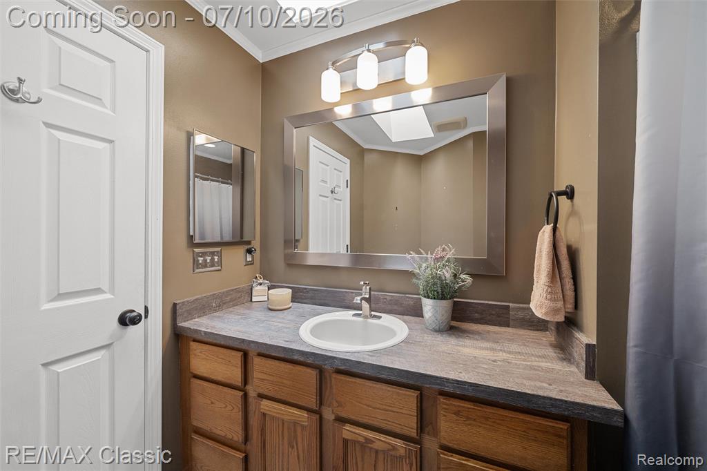 42027 Saratoga Circle, Canton, MI 48187 — Photo 39