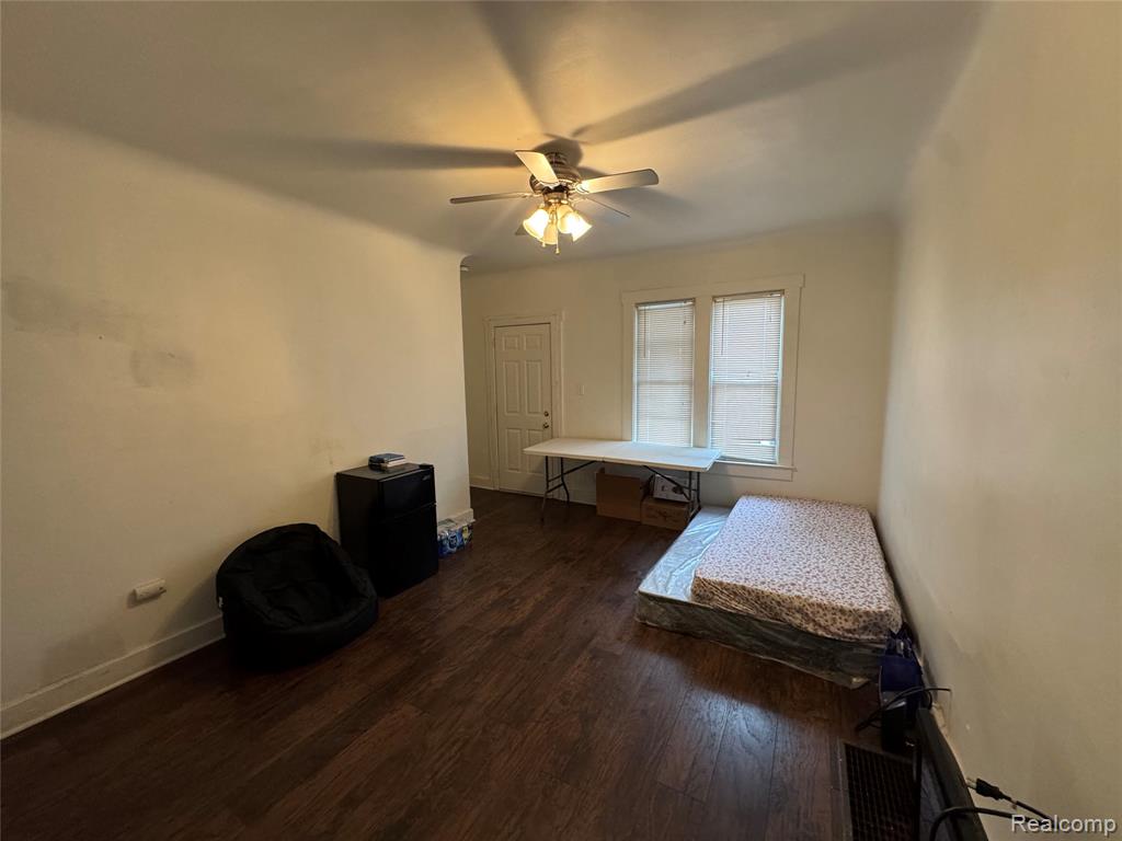 9633 Buffalo Street, Hamtramck, MI 48212 — Photo 29