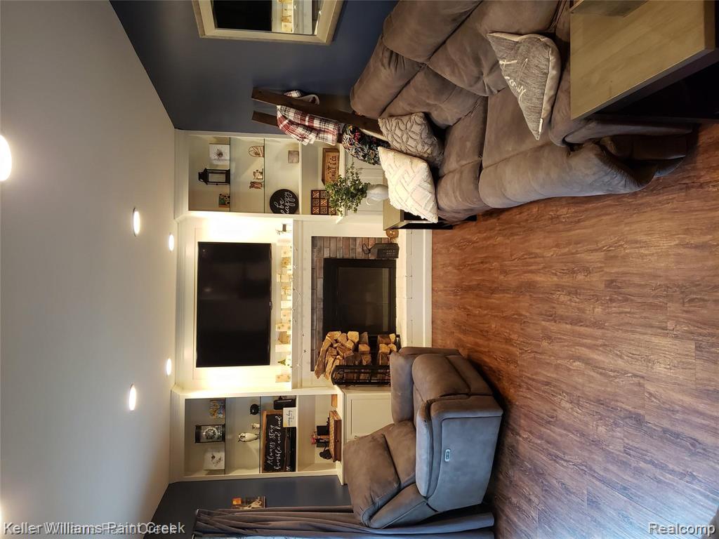 6069 Brynthrop Drive, Shelby Twp, MI 48316 — Photo 4