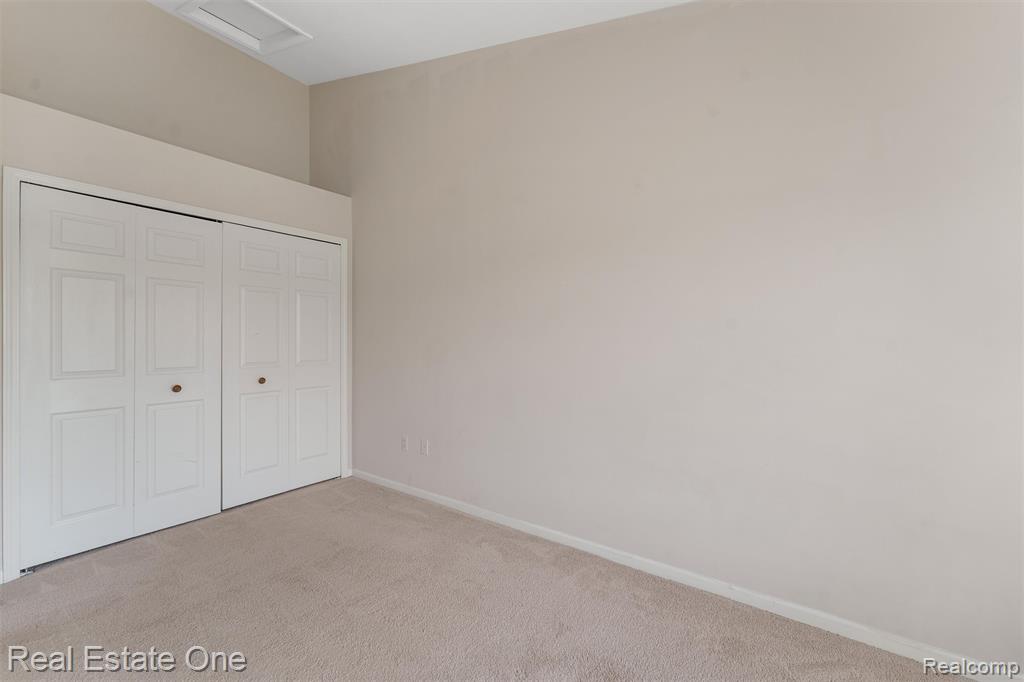 4721 Carrington Drive, Rochester, MI 48306 — Photo 19