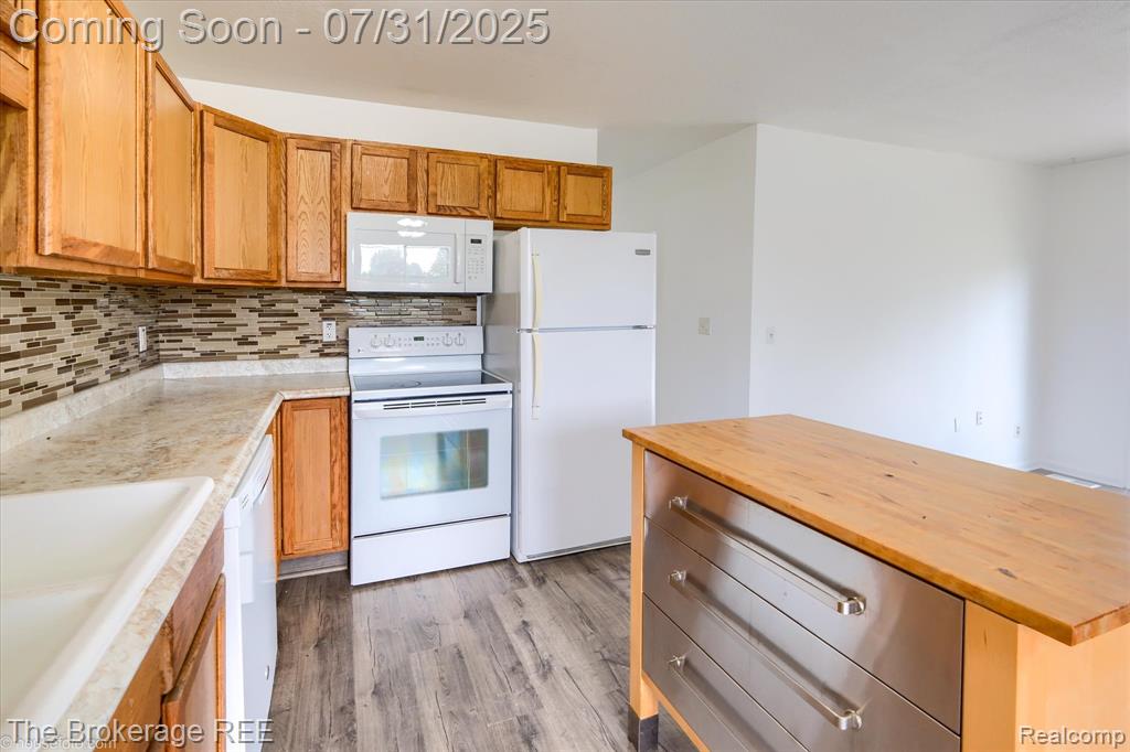 5010 Spring Well Lane, Grand Blanc, MI 48439 — Photo 19