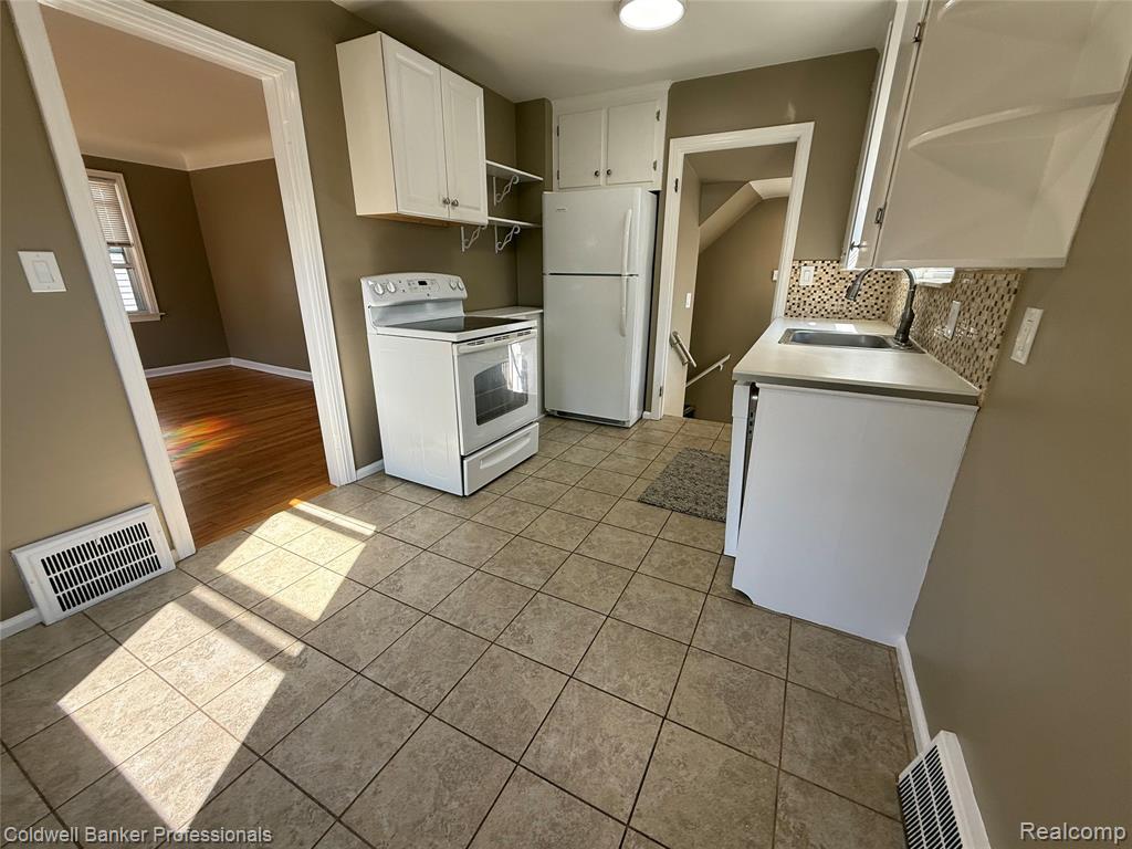 565 E Webster Street, Ferndale, MI 48220 — Photo 7