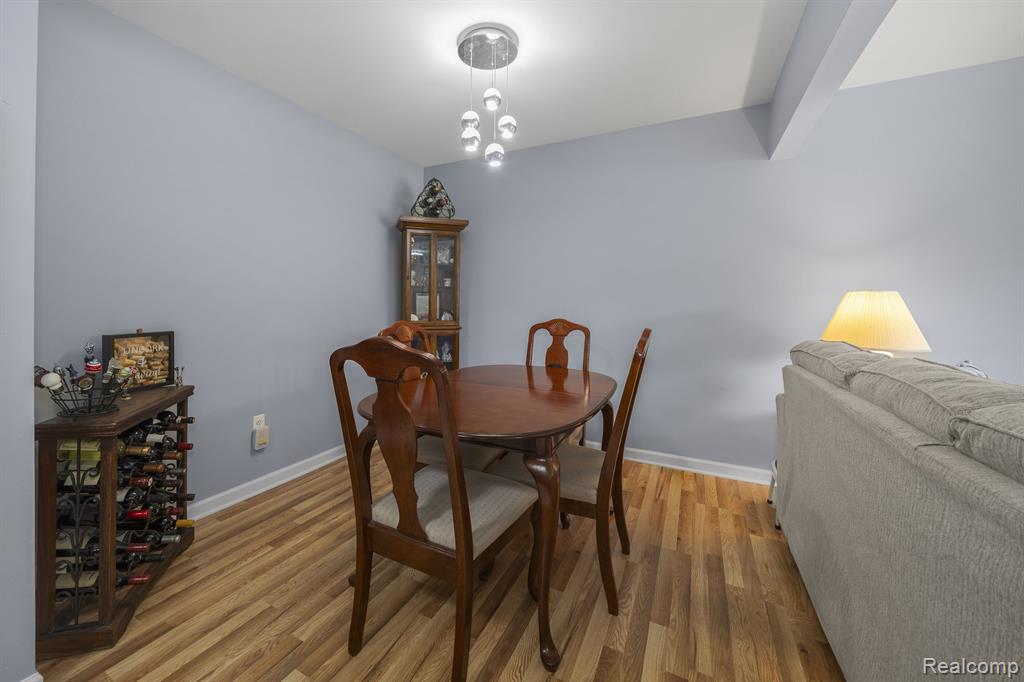 29960 CITY CENTER Drive, 2, Warren, MI 48093 — Photo 7