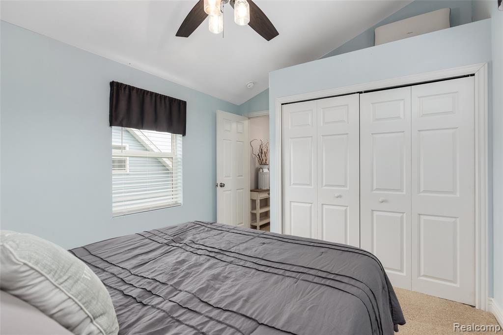 9474 Thames Boulevard, White Lake, MI — Photo 19