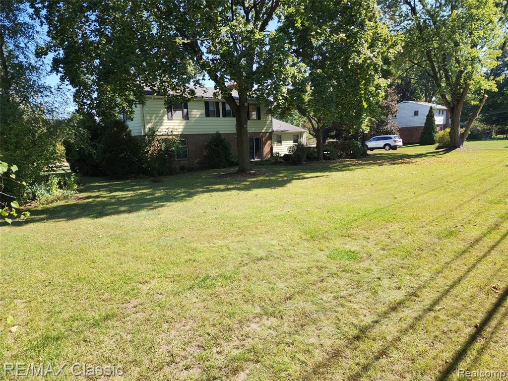 6965 N Adams Road, Bloomfield Hills, MI 48304 — Photo 35