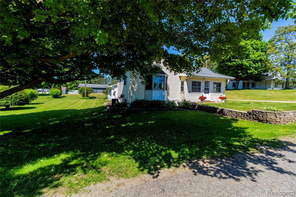 106 Washington Street, Attica, MI 48412 — Photo 6