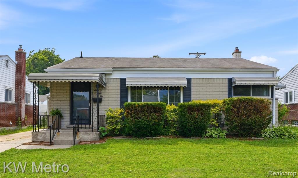 732 Hecht Drive, Madison Heights, MI 48071 — front exterior