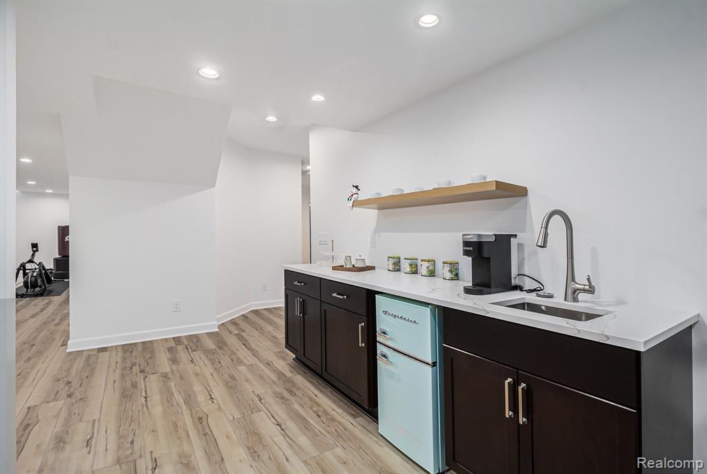 47541 Villa Terrace Court, Novi, MI — Photo 42