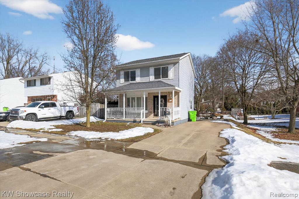 622 Elizabeth Street, Milford, MI 48381 — Photo 2