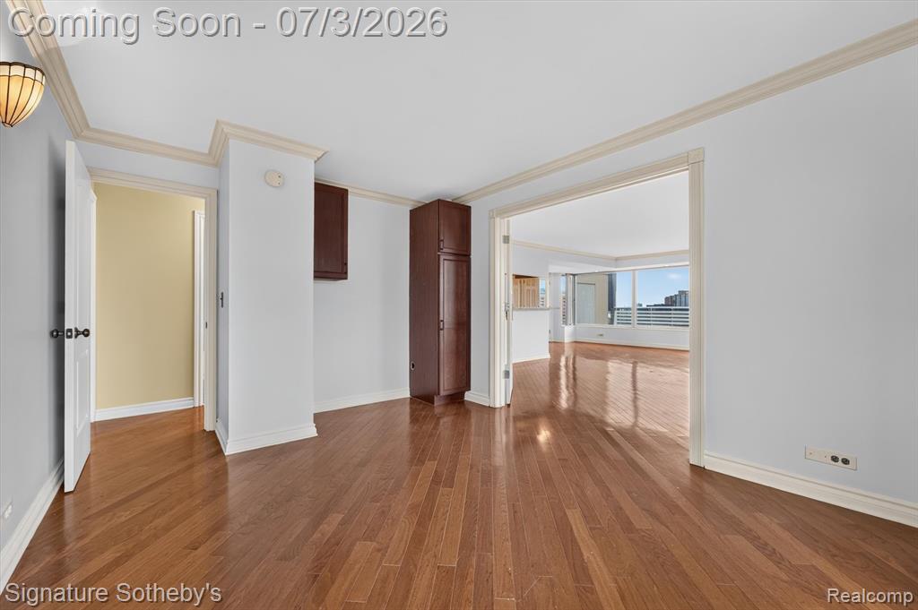 1300 E Lafayette Street, 912, Detroit, MI 48207 — Photo 14