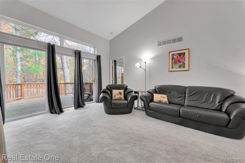 691 Chestnut Drive, Wixom, MI 48393 — Photo 17