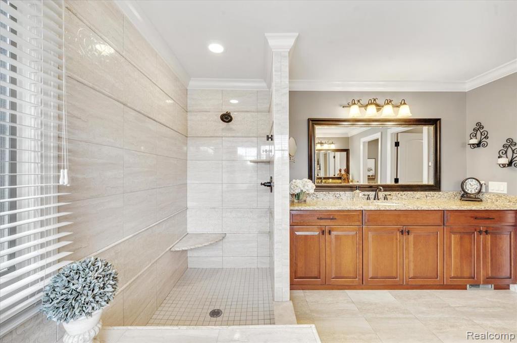54159 DEER RIDGE Court, Rochester, MI 48307 — Photo 27