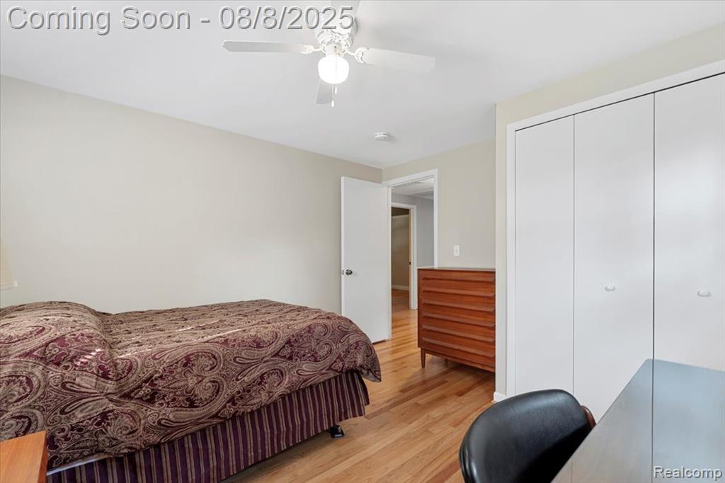 8751 Woodside Drive, Grosse Ile, MI 48138 — Photo 33