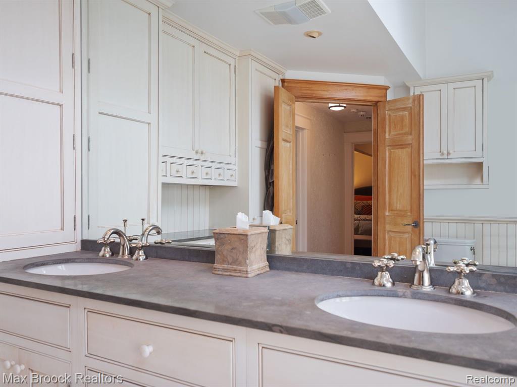 439 Park Street, Birmingham, MI 48009 — Photo 22