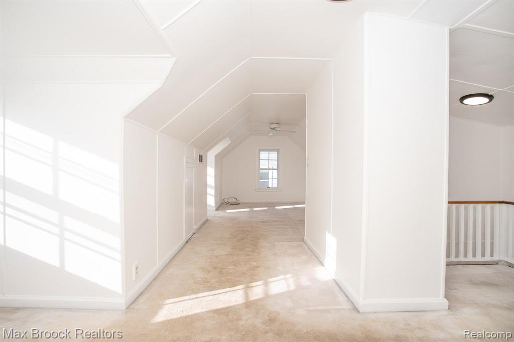 10034 Lasalle Boulevard, Huntington Woods, MI — Photo 30