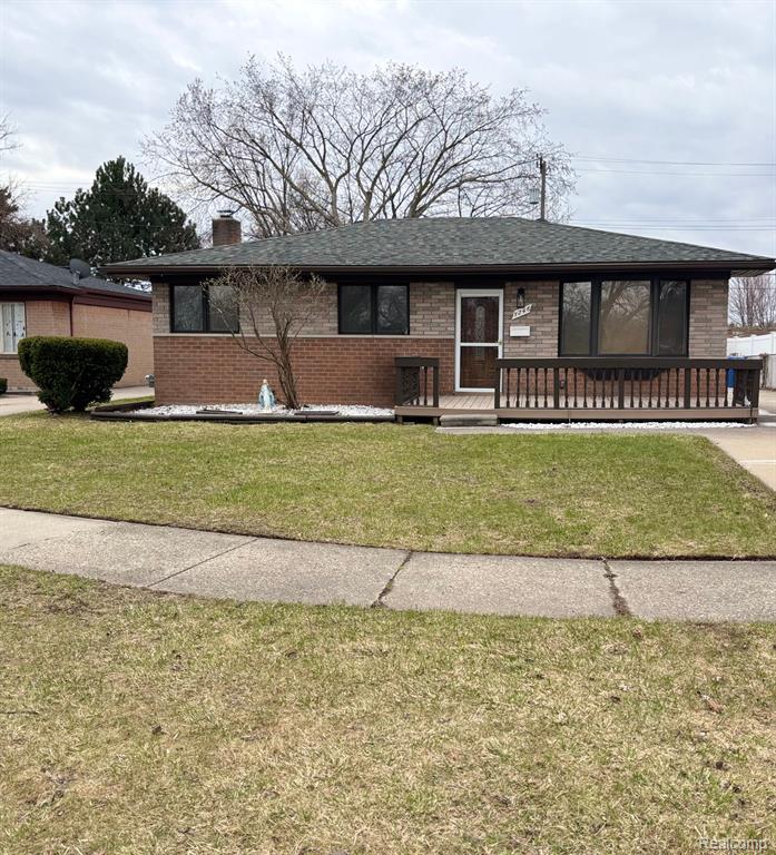 5246 MCKINLEY Road, Warren, MI 48091 — Photo 2