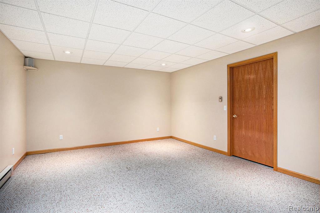 887 E Gordonville Road, Midland, MI 48640 — Photo 25