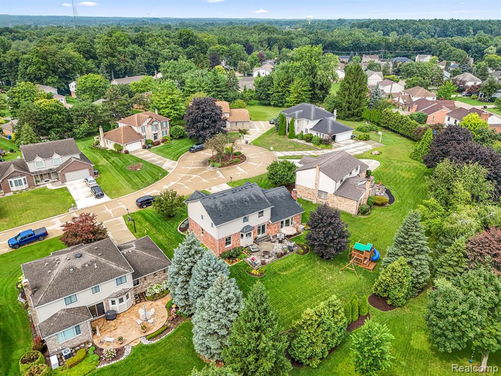 41725 Pon Meadow Court, Northville, MI 48168 — Photo 58