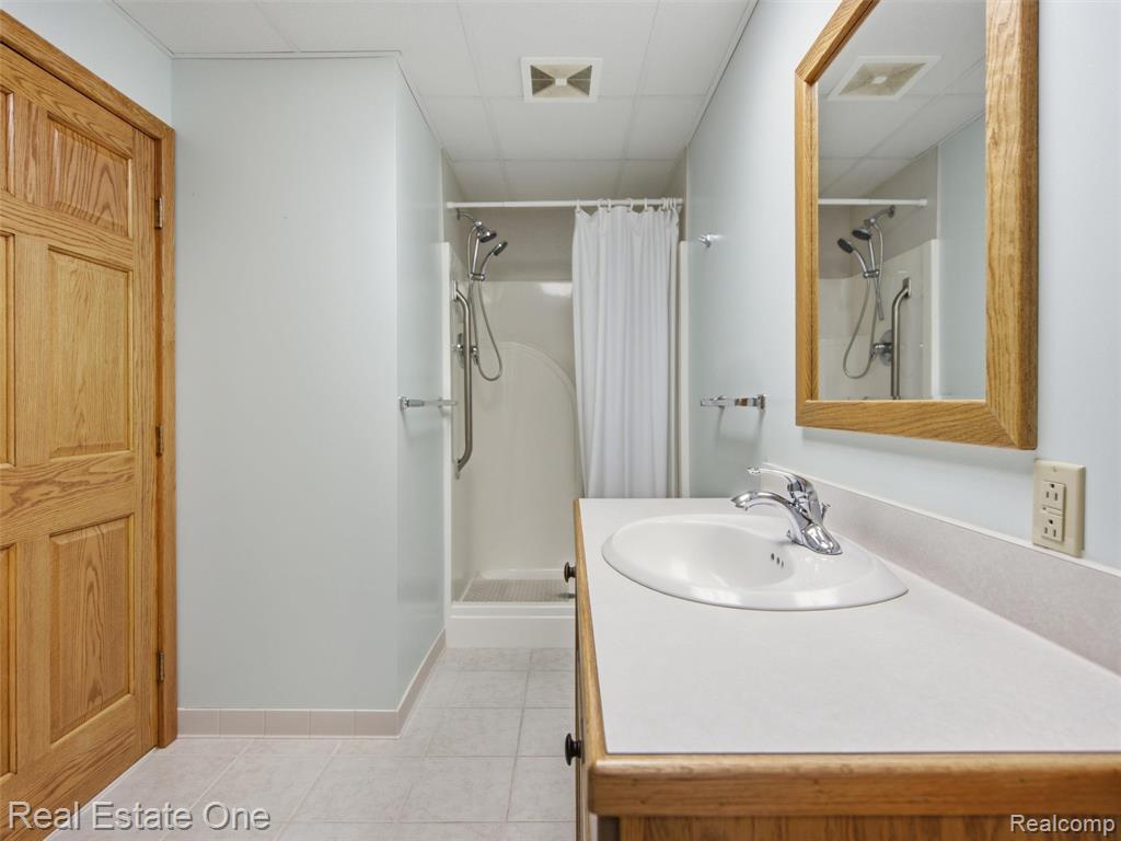 9400 Sashabaw Road, Clarkston, MI 48348 — Photo 56